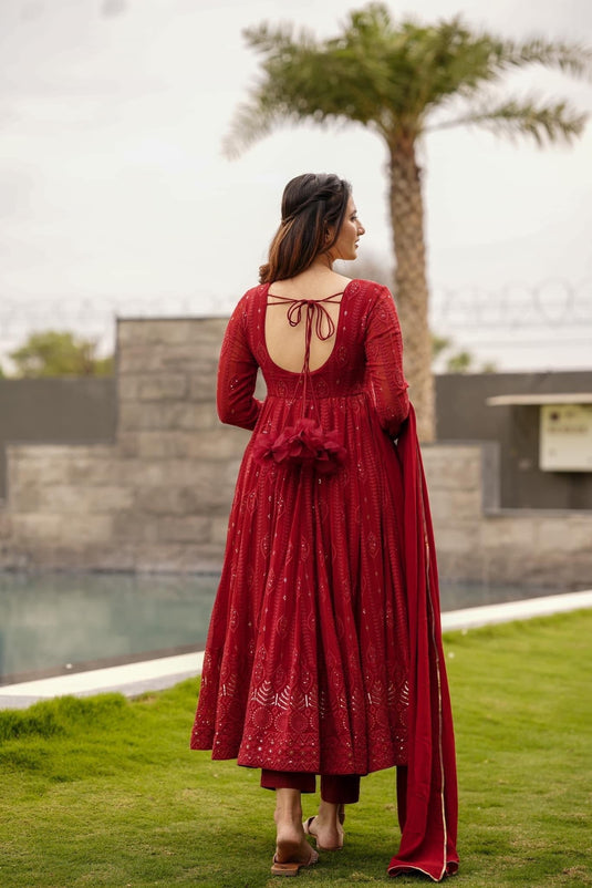 Red Ethnic Motifs Embroidered Sequinned Kurta & Trousers With Dupatta