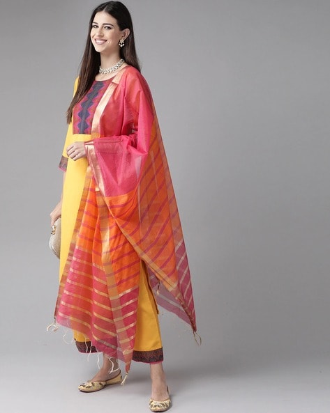 Chevron Pattern Neckline Straight Kurta Set