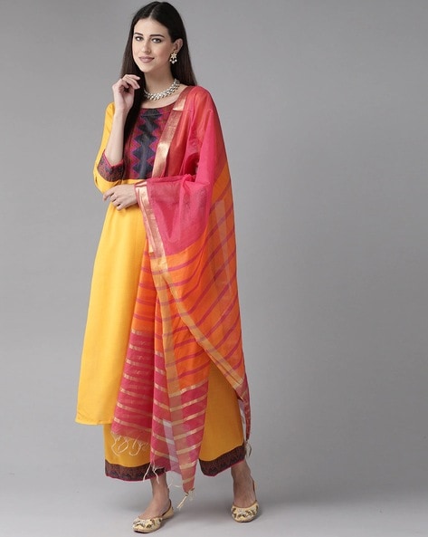 Chevron Pattern Neckline Straight Kurta Set