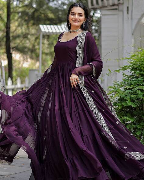 Women Round-Neck Anarkali Kurta Set