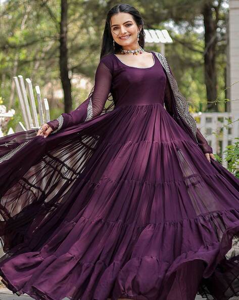 Women Round-Neck Anarkali Kurta Set