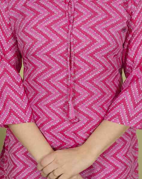 Women Chevron Print Straight Kurta