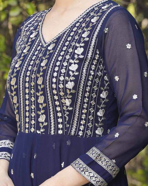 Women Embroidered Anarkali Kurta Set