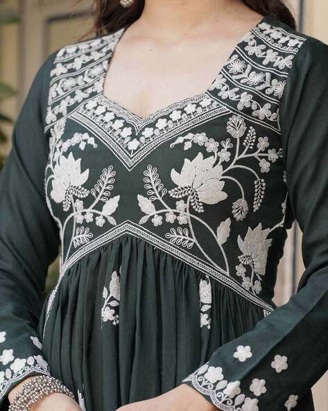 Women Embroidered Flared Kurta with Sharara