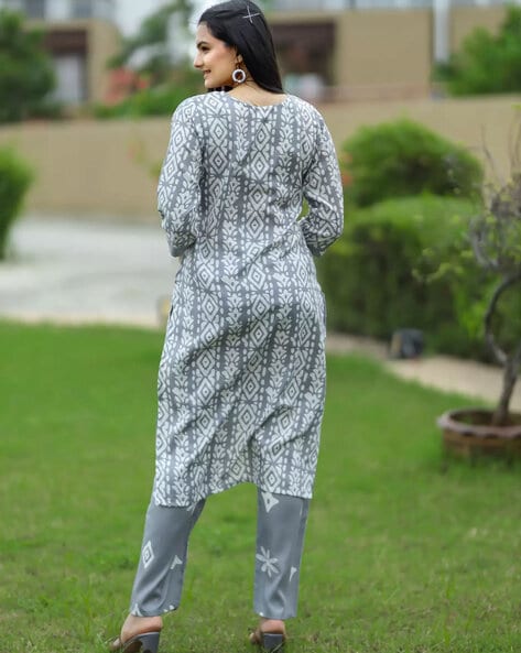 Geometric Print Straight Kurta Set