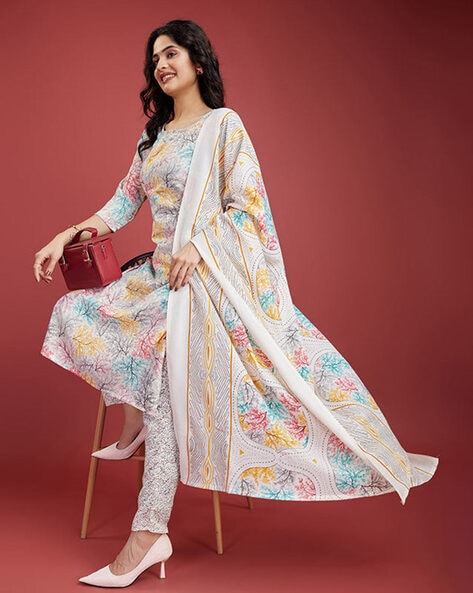 Women Floral Print Straight Kurta Set