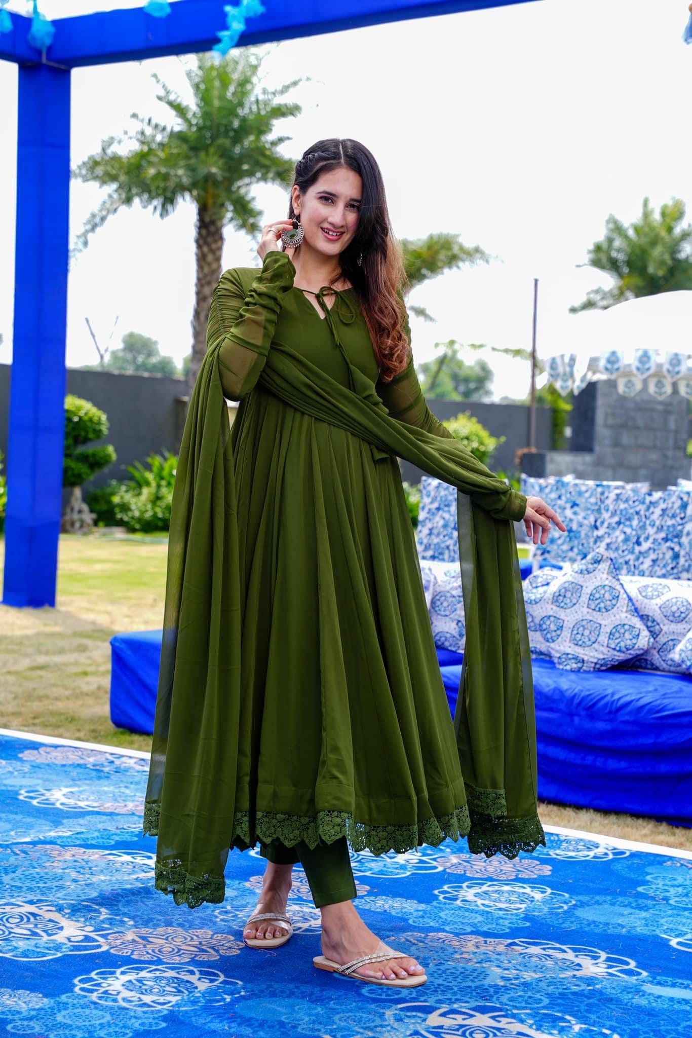 Green Georgette Suit With Trousers & Dupatta